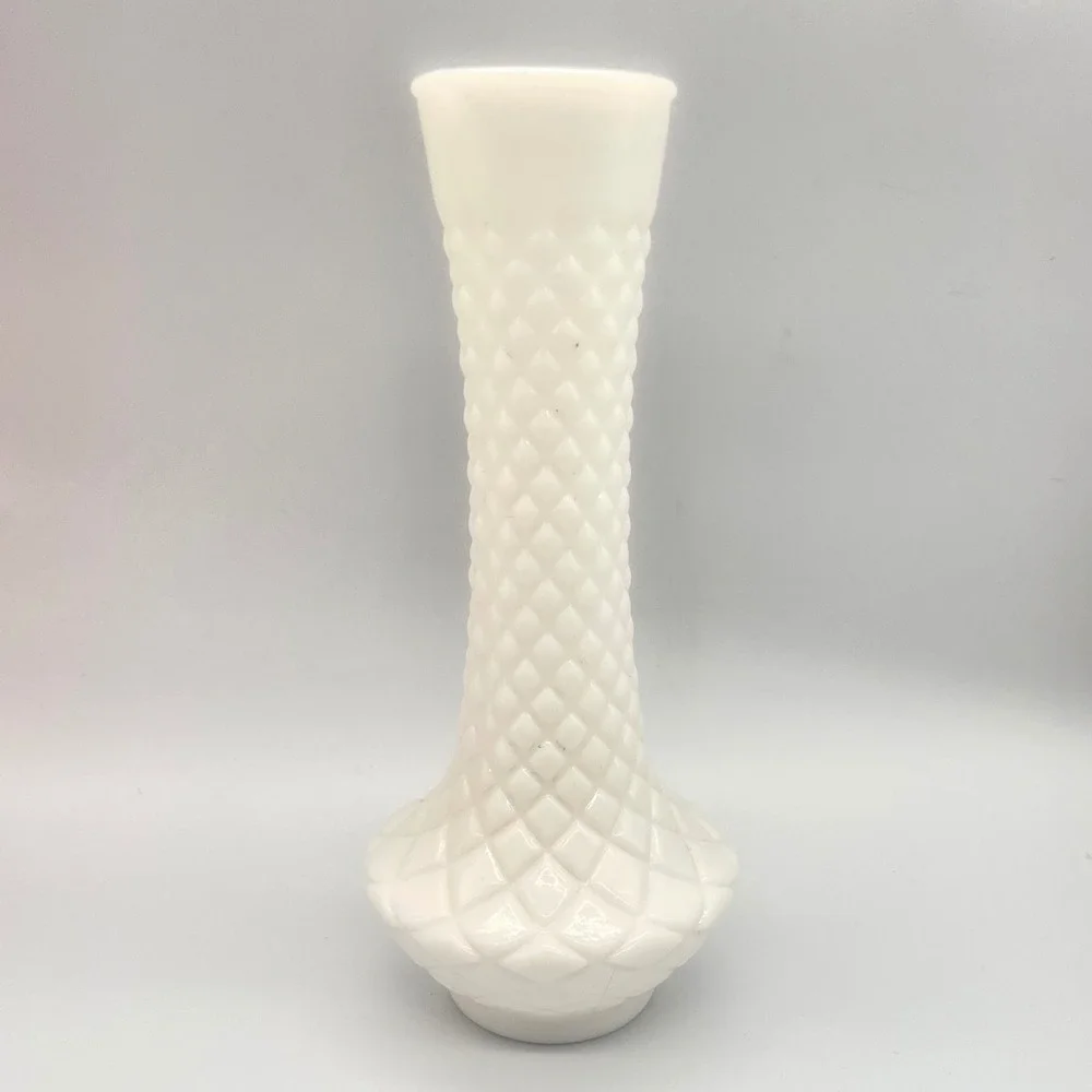Randal Diamond Quilt Bud Vase Milk Glass White Vintage Decor 9